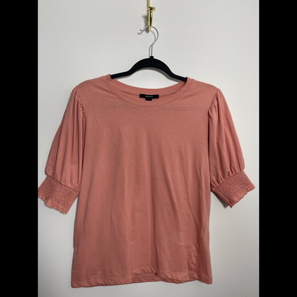 Forever 21 Pink balloon sleeve top💕